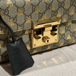 Gucci padlock bee crossbody!